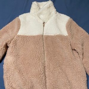 Women’s zip up sweater